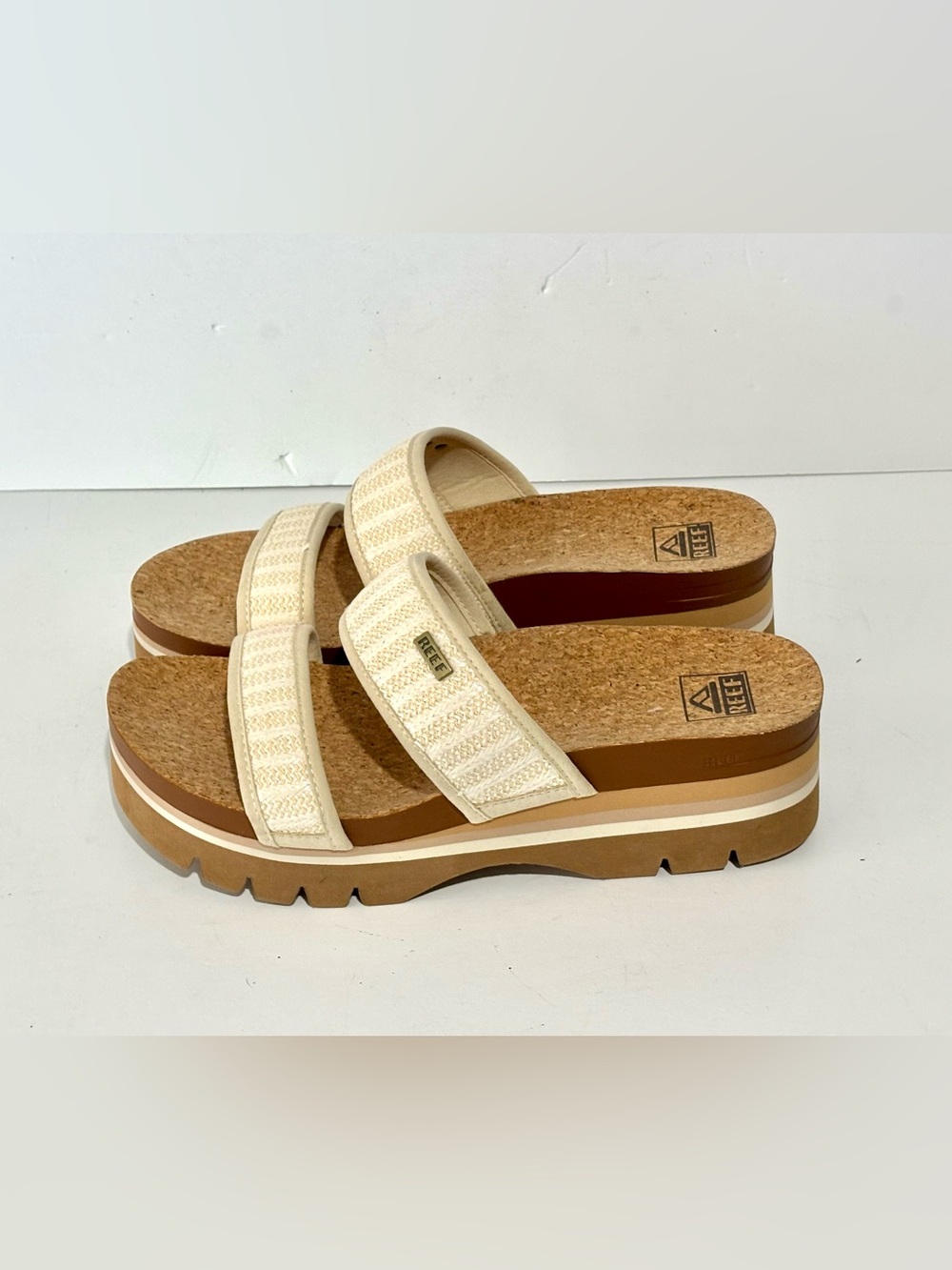 Reef Cushion Vista Higher Sandal Slide on Flip Flop Size 9.5 EUC - Picture 7 of 10